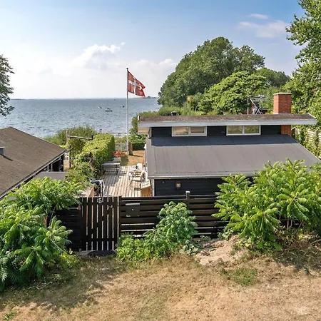 Daike - 25m From The Sea By Interhome